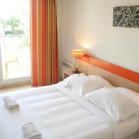 Appart'city Confort Centre 3* Reims
